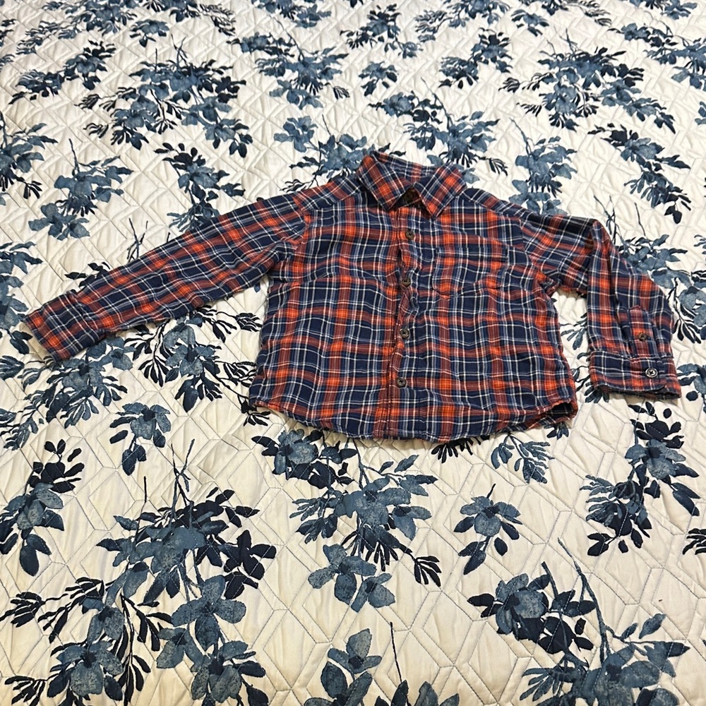 Carter's Vibrant Plaid Red & Blue Button-Down Shirt Long Sleeve Size 3T